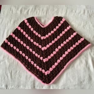 Poncho hand crafted in our smoke & pet free crafting area brown & pink NEW